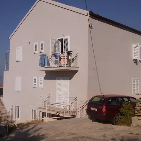 Hotel Mladenka 3*