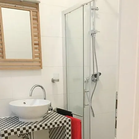 Mladenka 3*